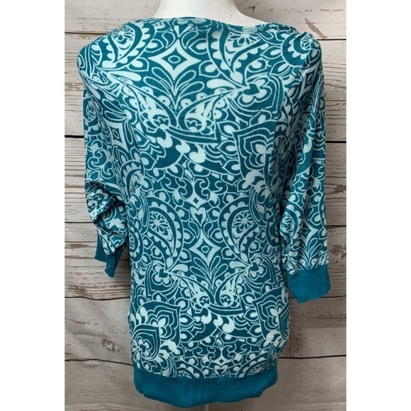 EUC Athleta Cowl Neck Paisley Print Top - Picture 4 of 6